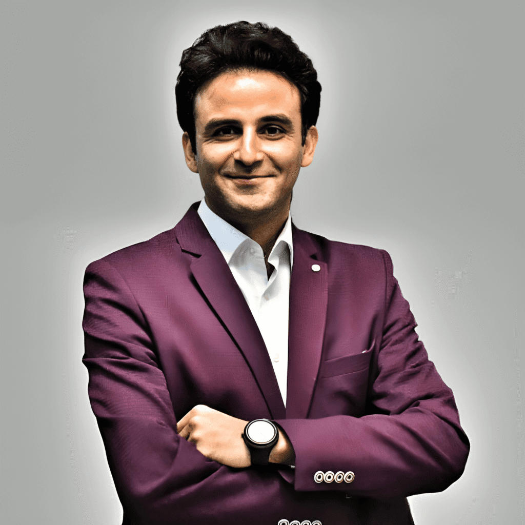 Vesta piano CEO, Mehrdad